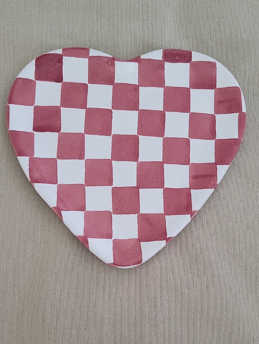 Mesa International Ceramic Heart-Shaped Checkerboard Plate in Dusty Rose